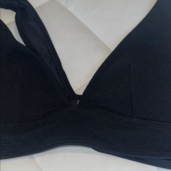 Black textured swim top - Picture 5 of 6